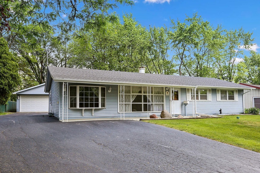 19051 John Ave, Country Club Hills, IL 60478 - photo 1