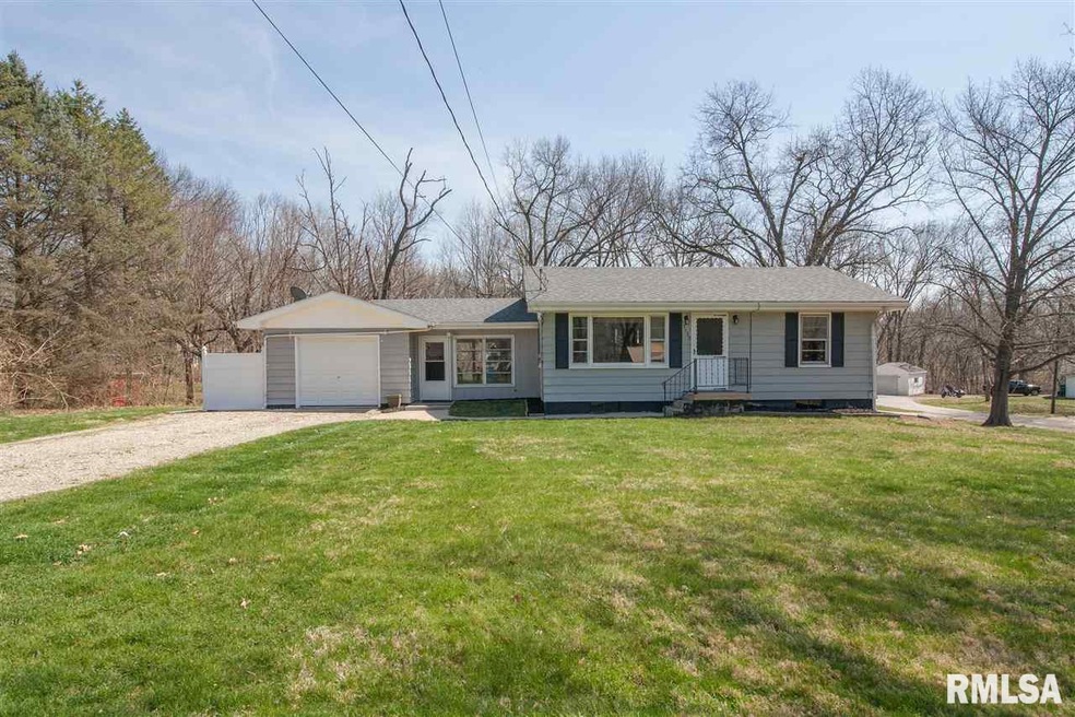 3522 W Queen Ann Ct, Peoria, IL 61615 - photo 1