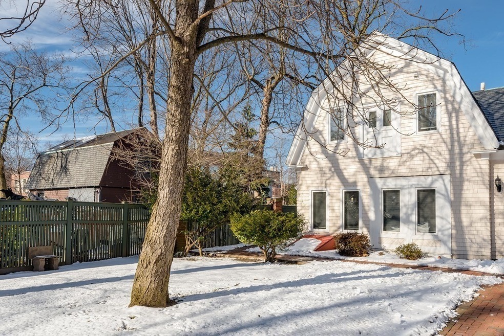 7 Colchester St unit A, Brookline, MA 02446 - photo 1