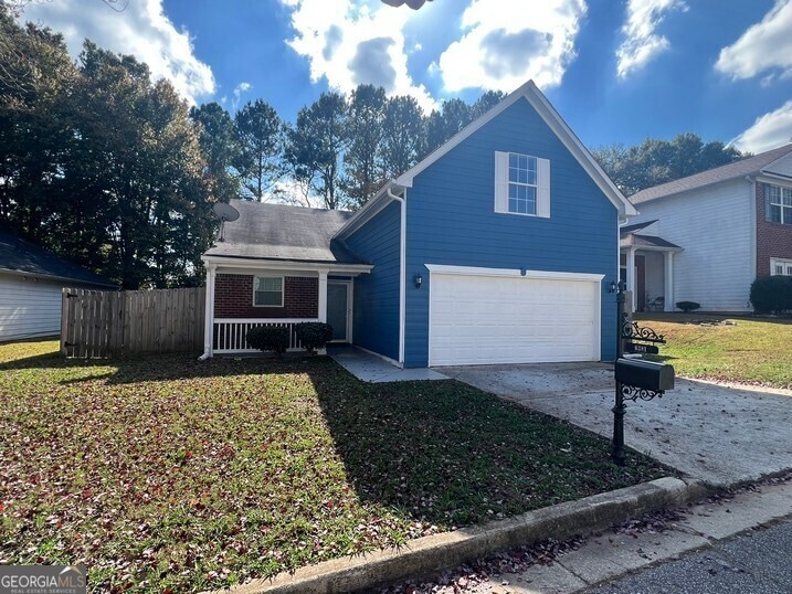 6381 Klondike River Rd, Lithonia, GA 30038 - photo 1