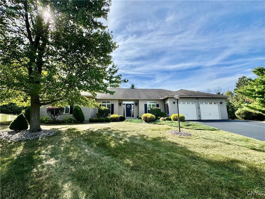 107 Ryans Way, Oneida, NY 13421 - photo 1