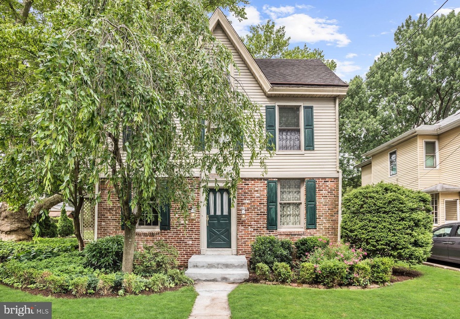 214 Mill St, Moorestown, NJ 08057 - photo 1