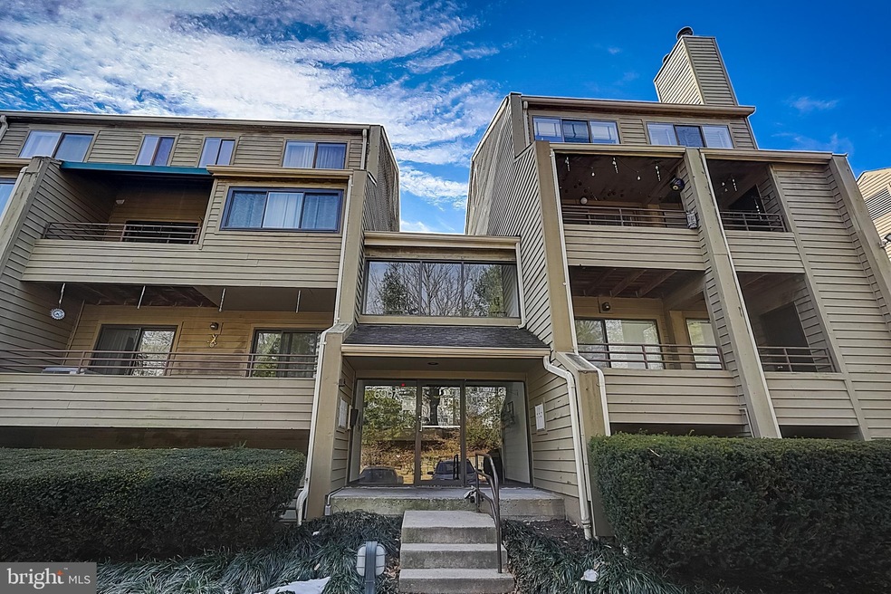 6907 Jones View Dr unit 69073B, Baltimore, MD 21209 - photo 1