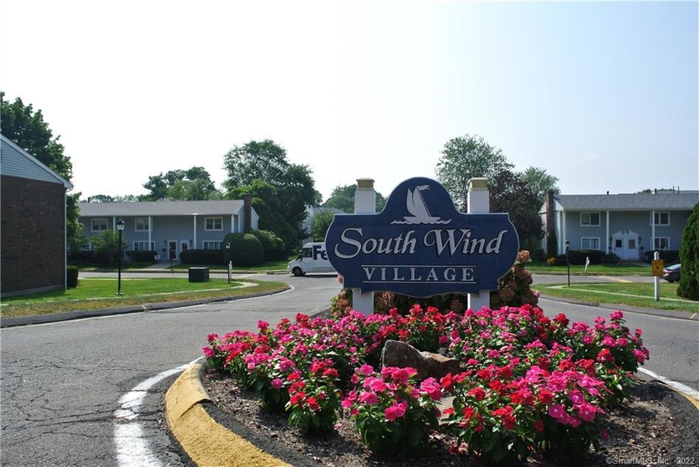 151 Carriage Path S unit E, Milford, CT 06460 - photo 1