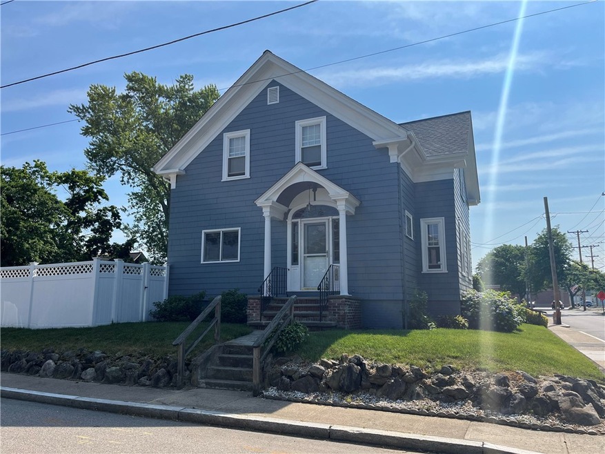 94 Harris St, Riverside, RI 02915 - photo 1