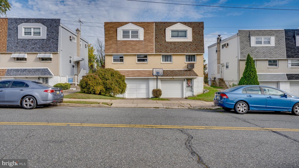 2813 Sebring Rd, Philadelphia, PA 19152 - photo 1