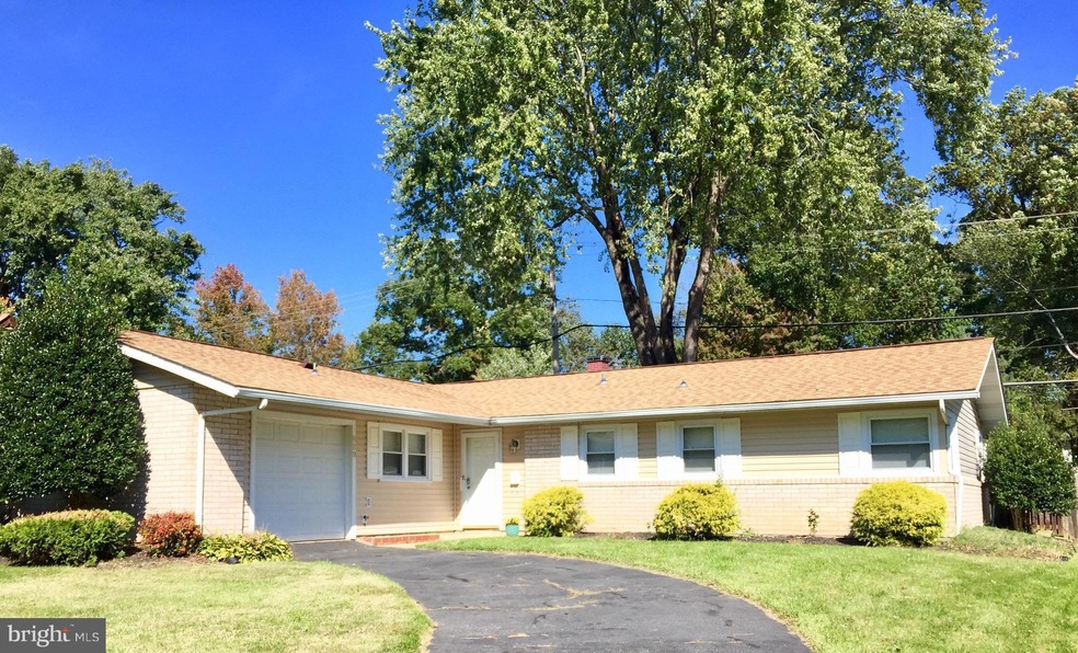 829 Chatfield Rd, Joppa, MD 21085 - photo 1