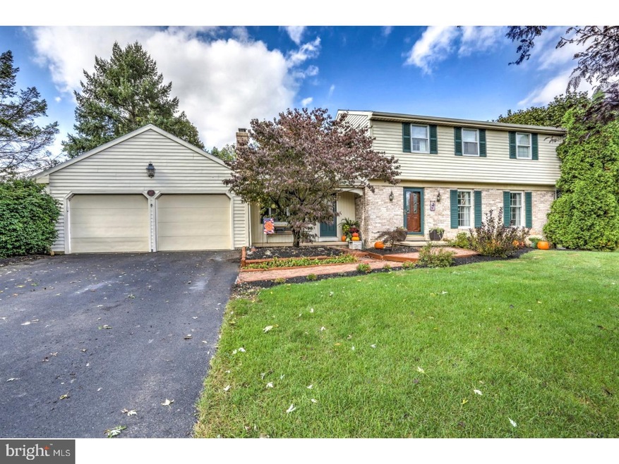 17 Runway Ave, New Holland, PA 17557 - photo 1