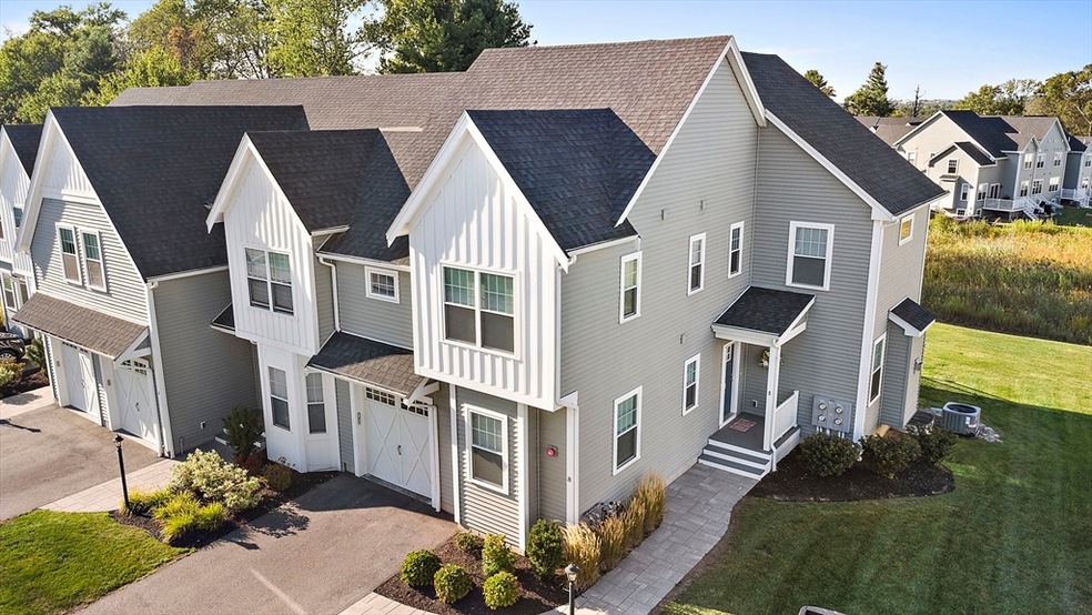 8 Winning Farm Rd unit 8, Woburn, MA 01801 - photo 1
