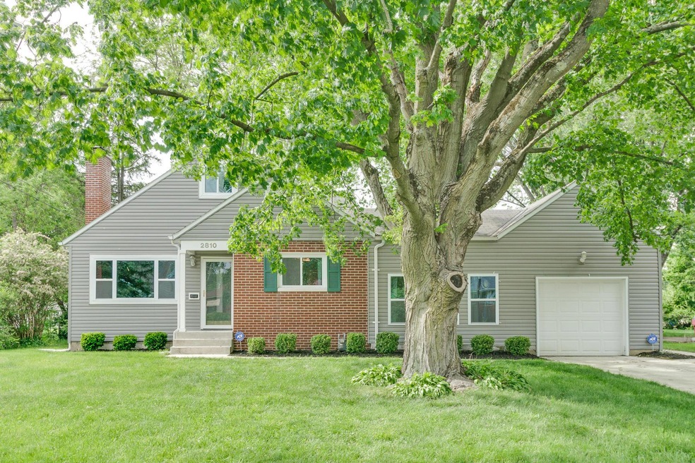 2810 Wellesley