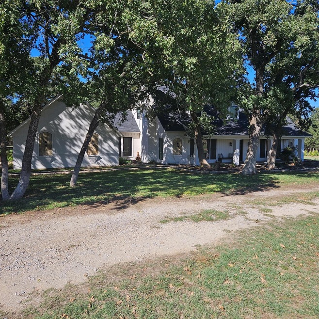 2952 Fm 2048, Boyd, TX 76023 - photo 1
