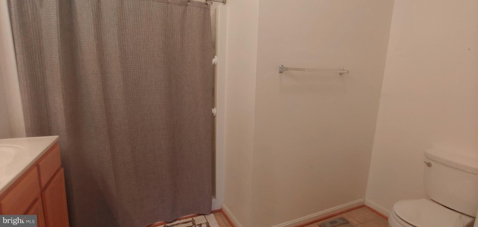 2605 Chapel Lake Dr unit 202, Gambrills, MD 21054 - photo 1