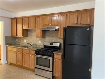 84 Maverick St unit 2, Boston, MA 02128 - photo 1