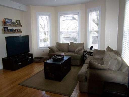 27 Aldrich St, Somerville, MA 02145 - photo 1