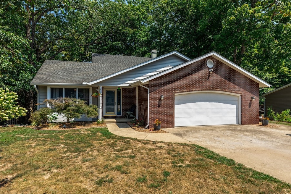Under Contract $329,900