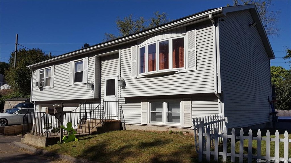 61 Hemingway St, New Haven, CT 06513 - photo 1