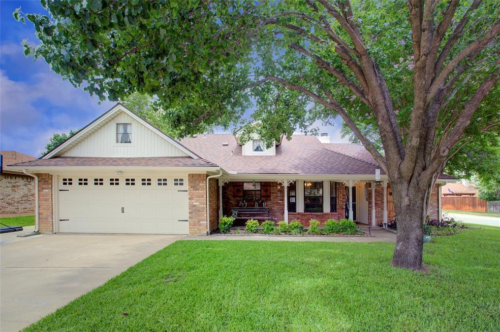 2517 New Haven Ct, Bedford, TX 76022 - photo 1