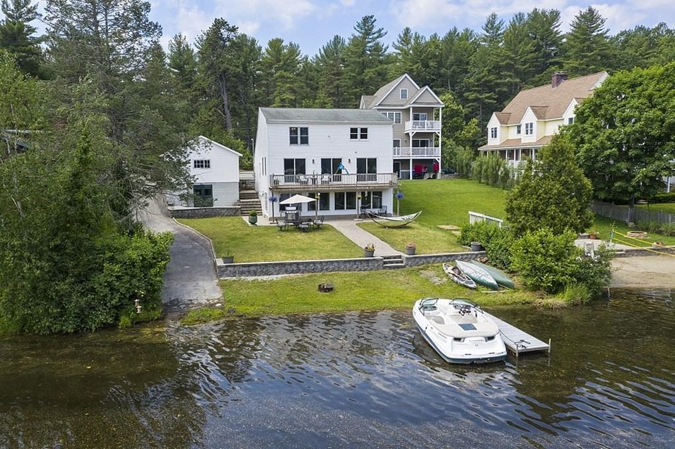 12 Lake Cir, Dunstable, MA 01827 - photo 1