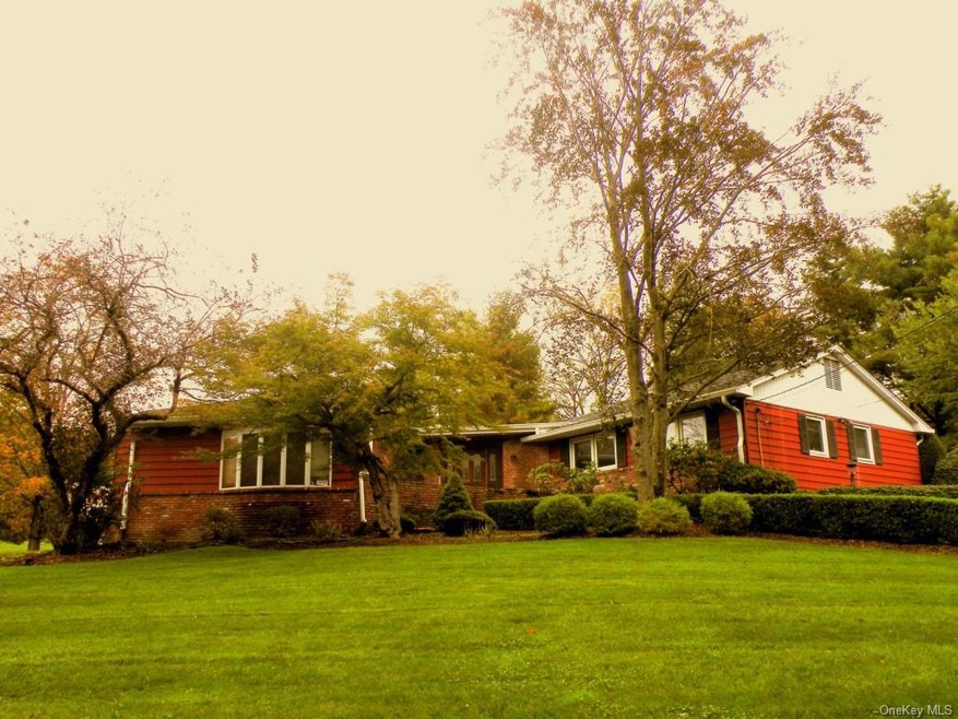 193 Waters Edge, Valley Cottage, NY 10989 - photo 1