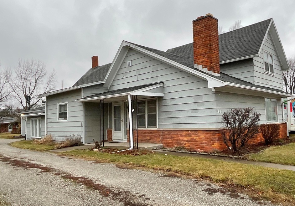 401 N Jefferson St, Ossian, IN 46777 - photo 1