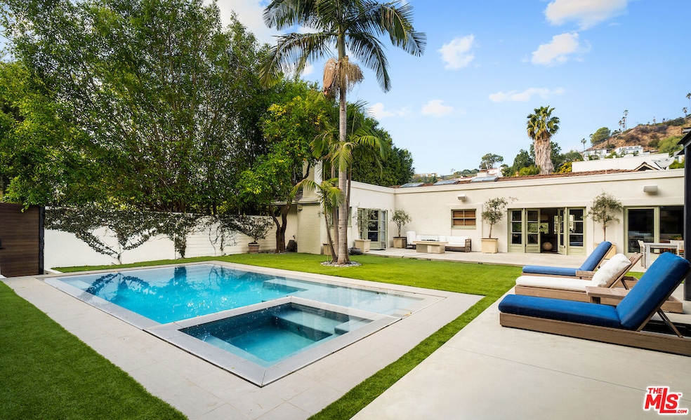 9155 Warbler Place, West Hollywood, CA 90069 - photo 1