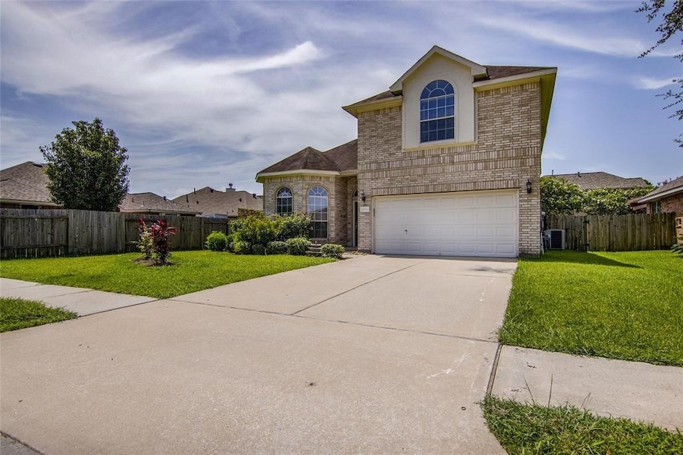 1004 Autumn Brook St, Seabrook, TX 77586 - photo 1