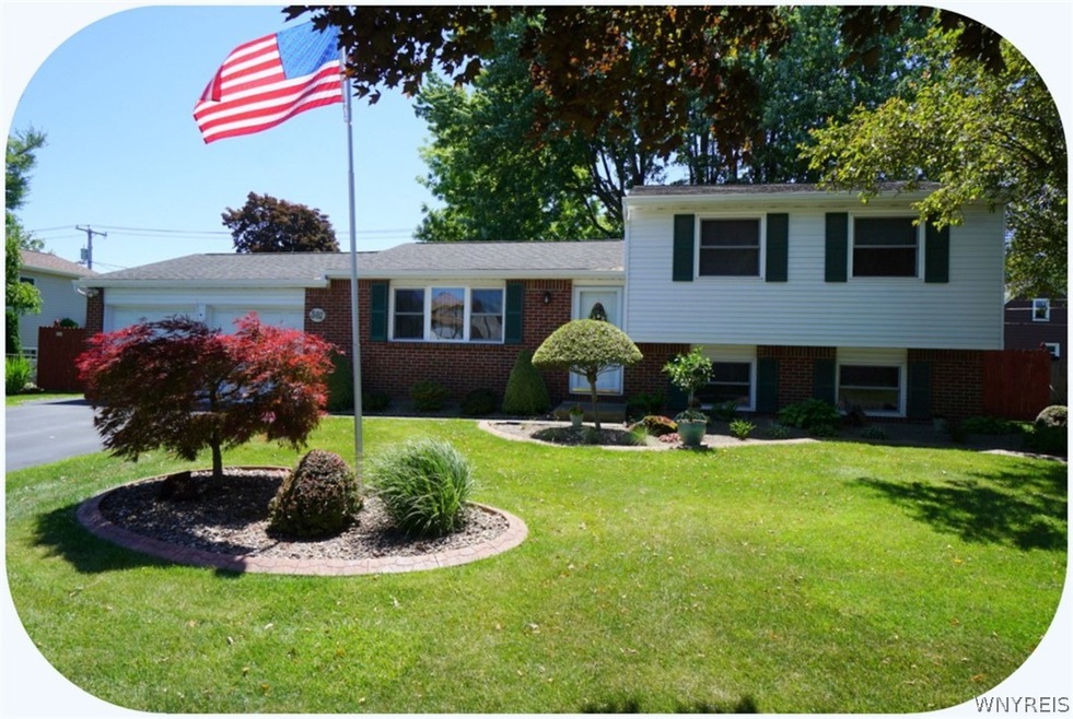 381 Wurlitzer Dr, North Tonawanda, NY 14120 - photo 1