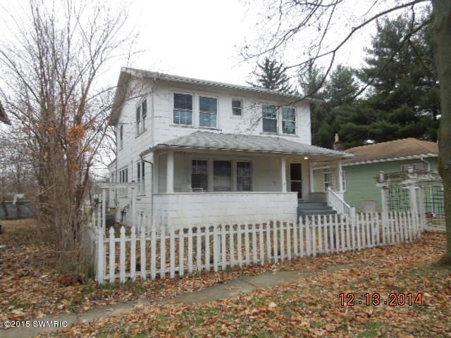 1509 Clarendon Ave, Niles, MI 49120 - photo 1