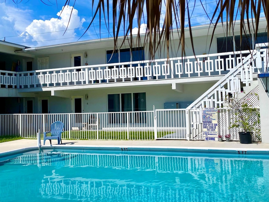 4901 NE 26th Ave unit 10, Fort Lauderdale, FL 33308 - photo 1