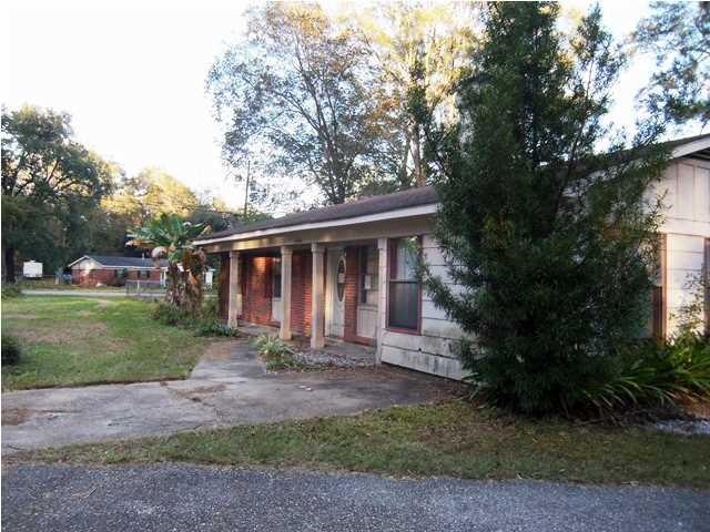 Nice Corner lot with 3/1 house,