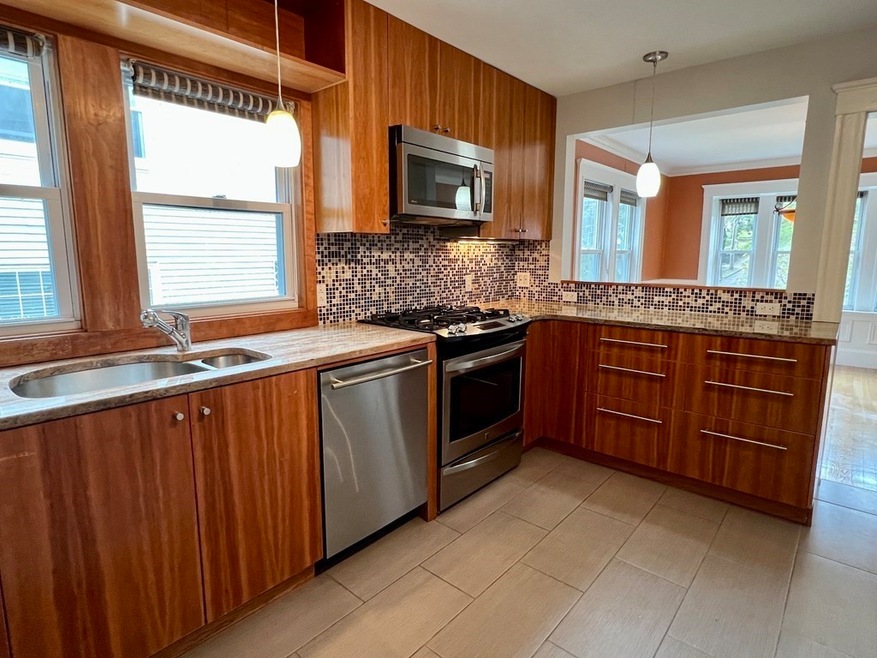 510 Lowell Ave unit 510, Newtonville, MA 02460 - photo 1