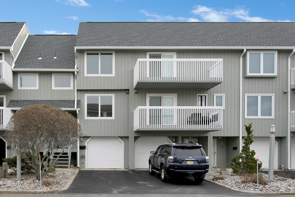 5-23 Island View Way