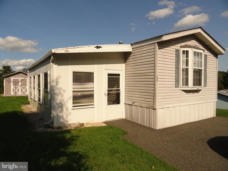 329 Ashford Ln, Hereford, PA 18056 - photo 1