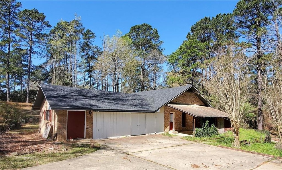 115 Deer Creek W, Pineville, LA 71360 - photo 1