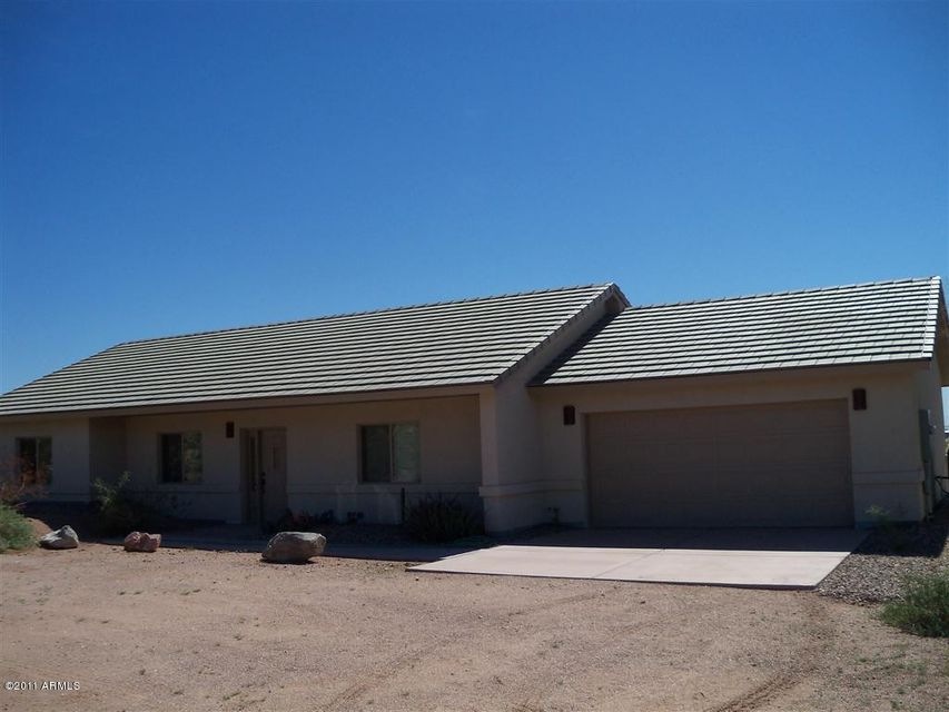 Front view of home