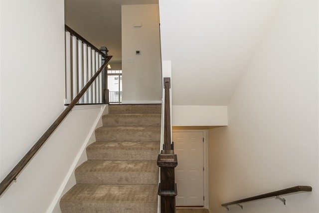 1443 N Charles Ave, Naperville, IL 60563 - photo 1