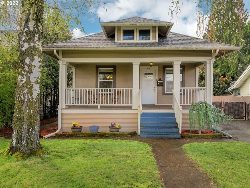 44 NE Russet St, Portland, OR 97211 - photo 1