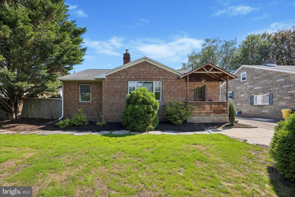 26 Mccloskey Rd, Flourtown, PA 19031 - photo 1