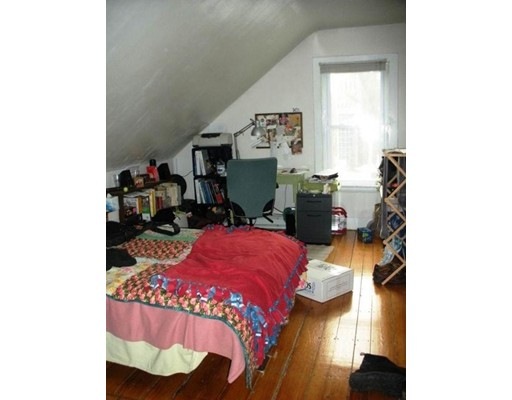 10 Saunders St, Allston, MA 02134 - photo 1