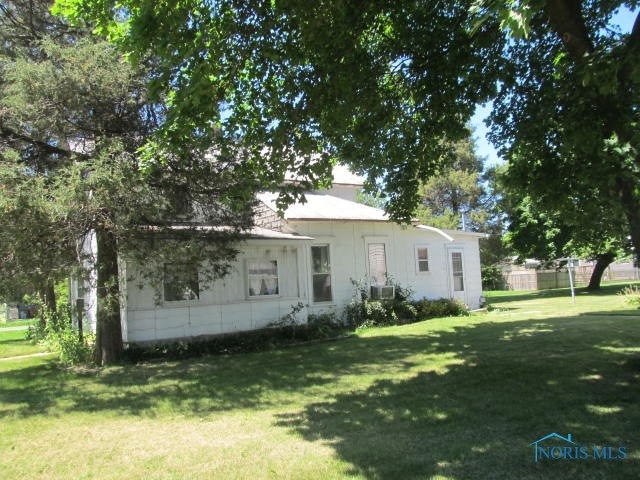 600 Depot St, Woodville, OH 43469 - photo 1