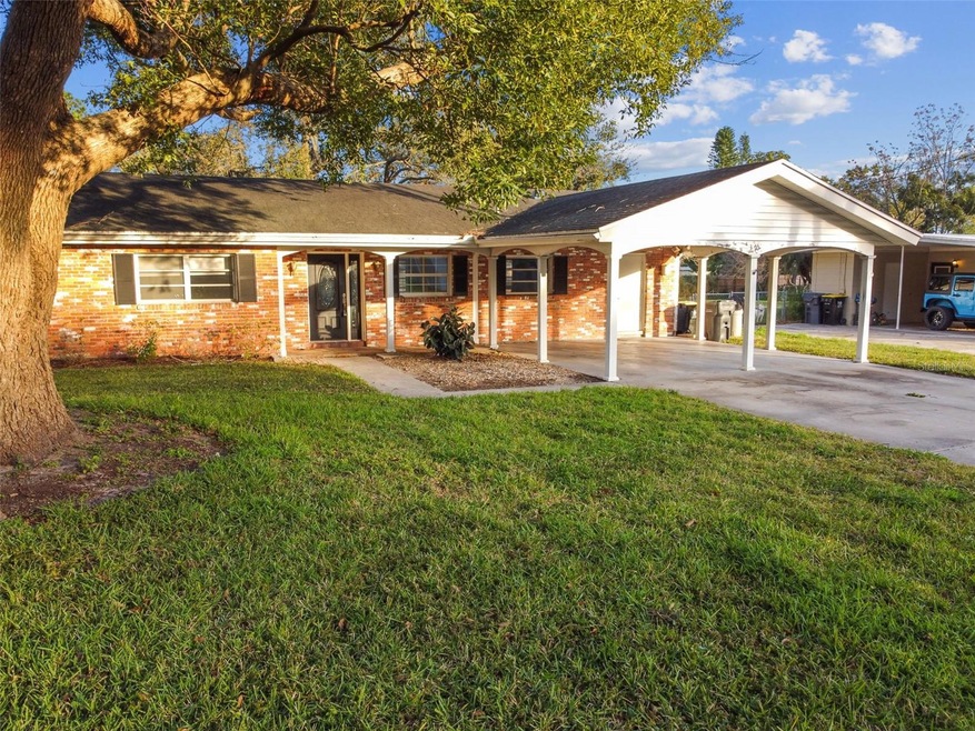 370 16th St NE, Winter Haven, FL 33881 - photo 1