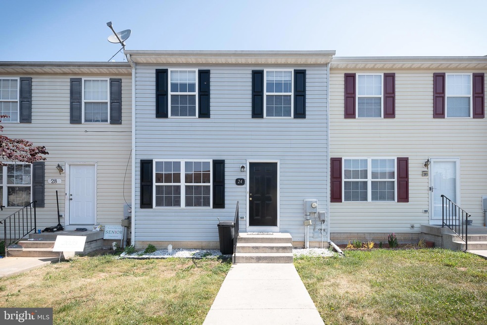 24 Sanford Dr, Bunker Hill, WV 25413 - photo 1