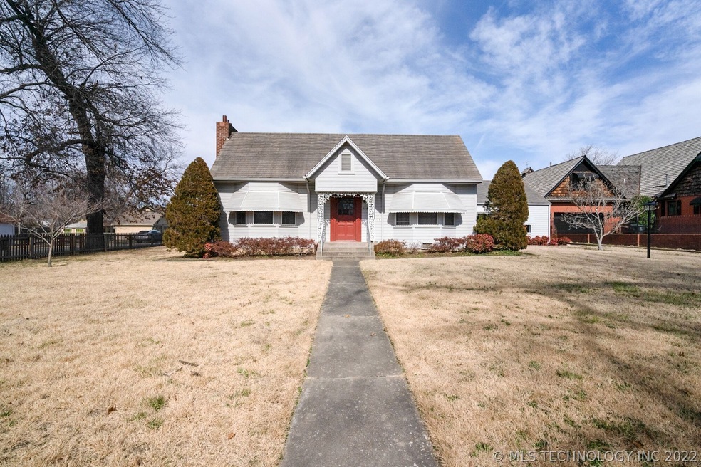 404 E 5th St, Claremore, OK 74017 - photo 1