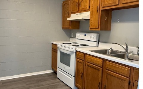 177 SW Pizarro Place, Lake City, FL 32025 - photo 1