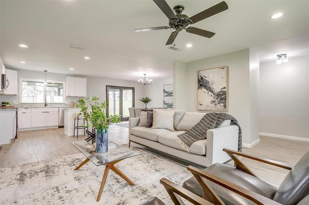 101 Hillgard Dr, Fort Worth, TX 76108 - photo 1