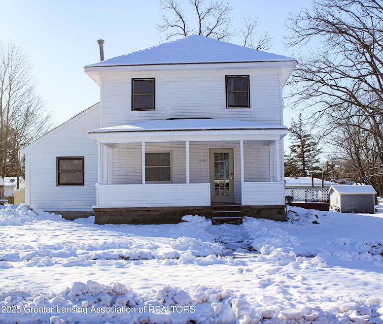 208 Dutton St, Eaton Rapids, MI 48827 - photo 1