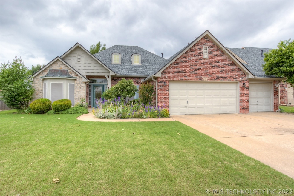 11518 S Mulberry Ct, Jenks, OK 74037 - photo 1