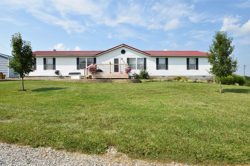 407 Catlett Rd, Harrodsburg, KY 40330 - photo 1