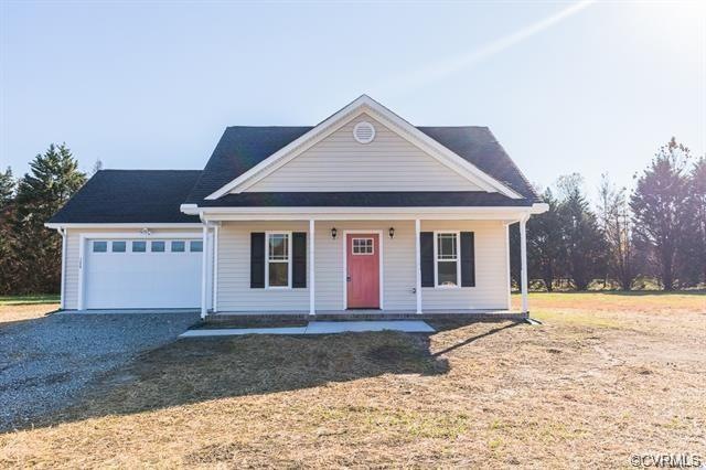 1256 Heron Point Rd, Tappahannock, VA 22560 - photo 1