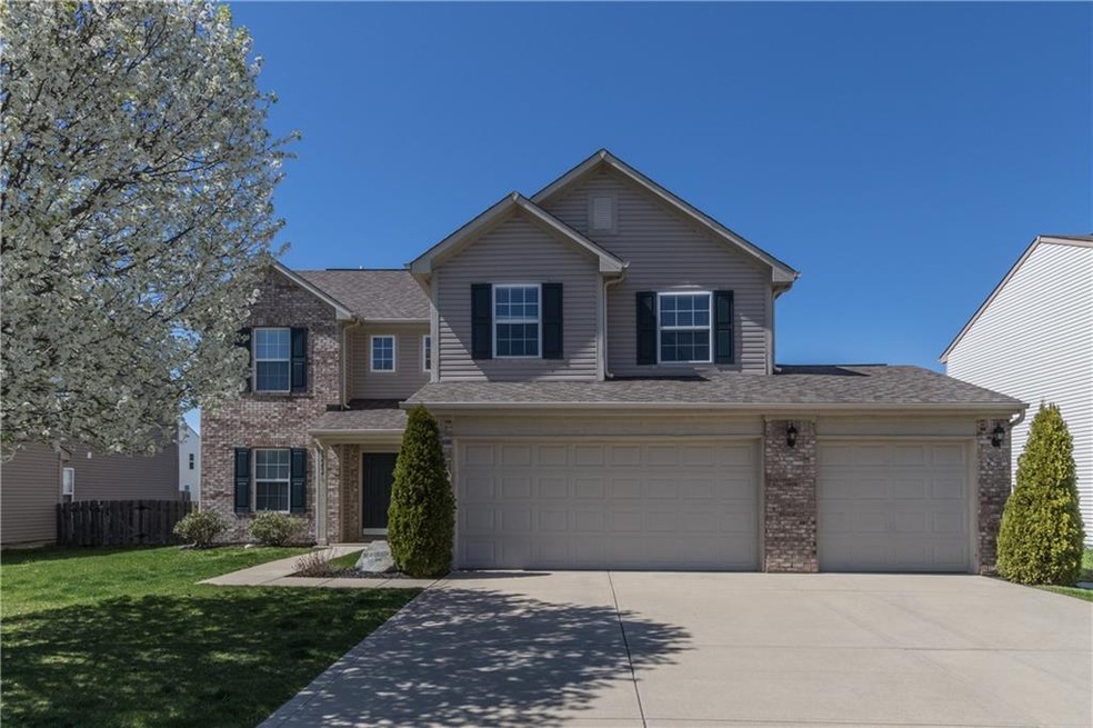 12284 Quarterback Ln, Fishers, IN 46037 - photo 1